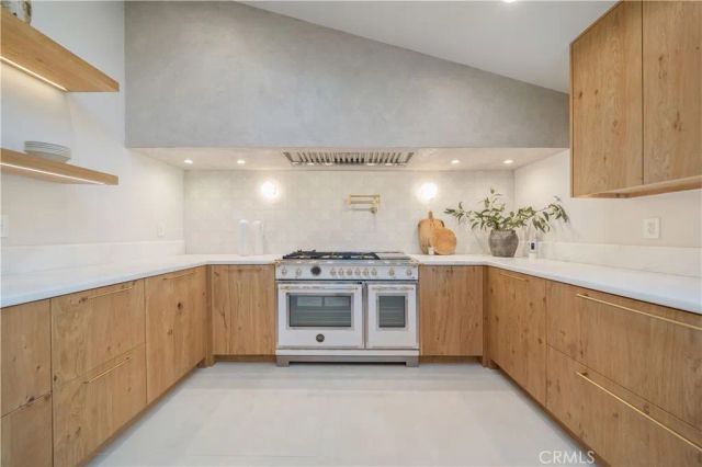 3636 Camino De La Cumbre, Sherman Oaks, CA 91423