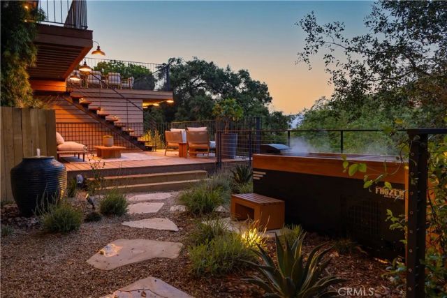 3636 Camino De La Cumbre, Sherman Oaks, CA 91423