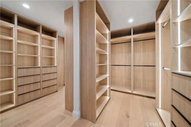 3636 Camino De La Cumbre, Sherman Oaks, CA 91423