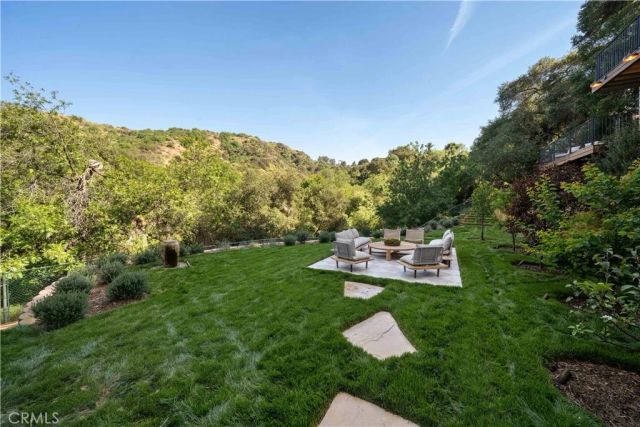 3636 Camino De La Cumbre, Sherman Oaks, CA 91423