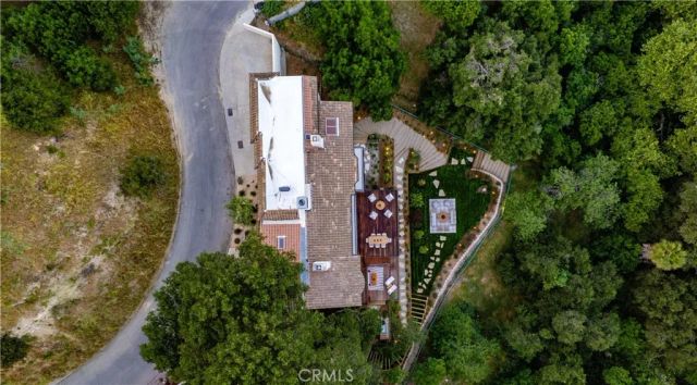 3636 Camino De La Cumbre, Sherman Oaks, CA 91423