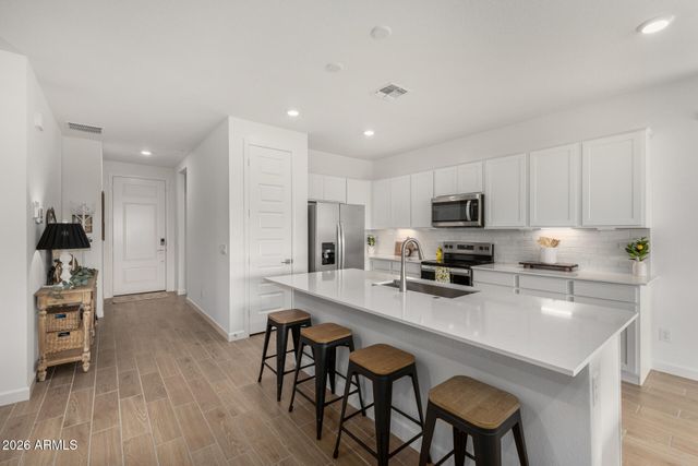 17741 W MISSION Lane, Waddell, AZ 85355