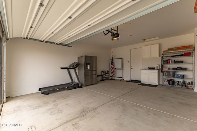 17741 W MISSION Lane, Waddell, AZ 85355