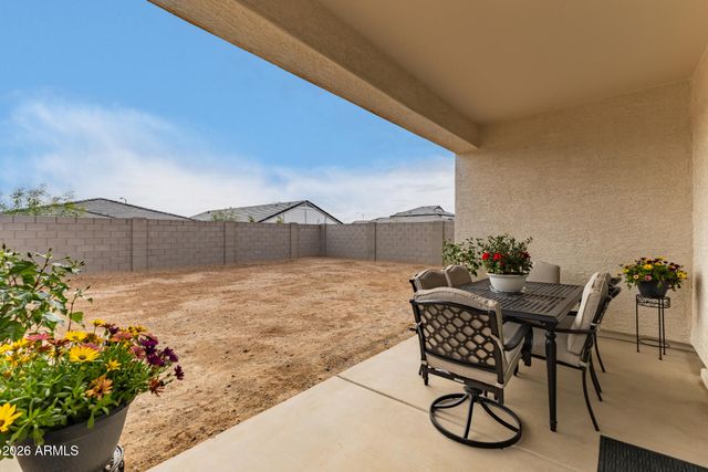 17741 W MISSION Lane, Waddell, AZ 85355