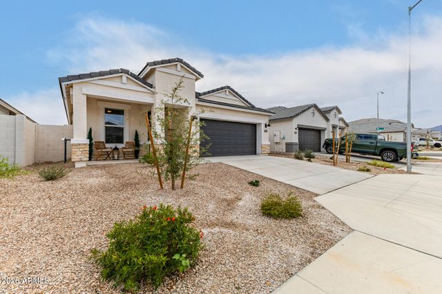 17741 W MISSION Lane, Waddell, AZ 85355