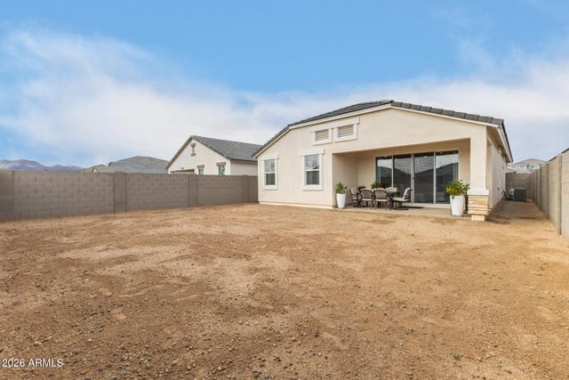 17741 W MISSION Lane, Waddell, AZ 85355