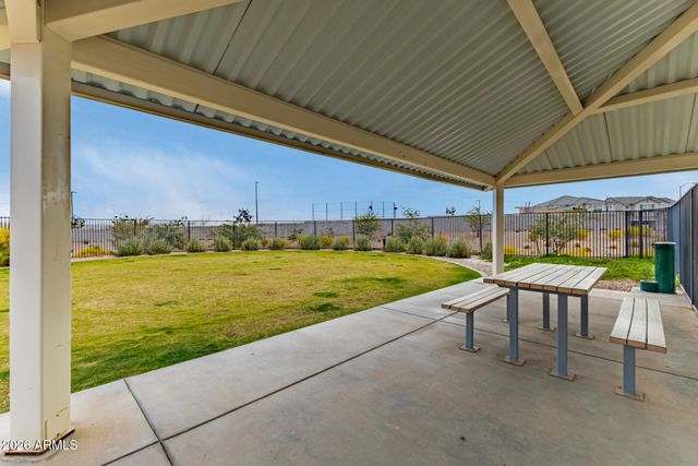 17741 W MISSION Lane, Waddell, AZ 85355