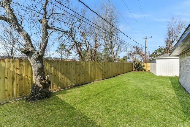 11022 Sageberry Drive, Houston, TX 77089