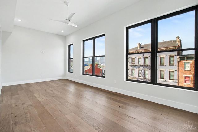 148 Mulberry Street, Cincinnati, OH 45202