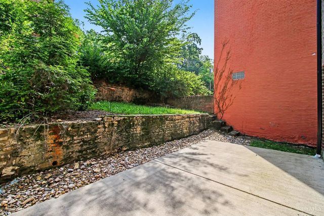 148 Mulberry Street, Cincinnati, OH 45202
