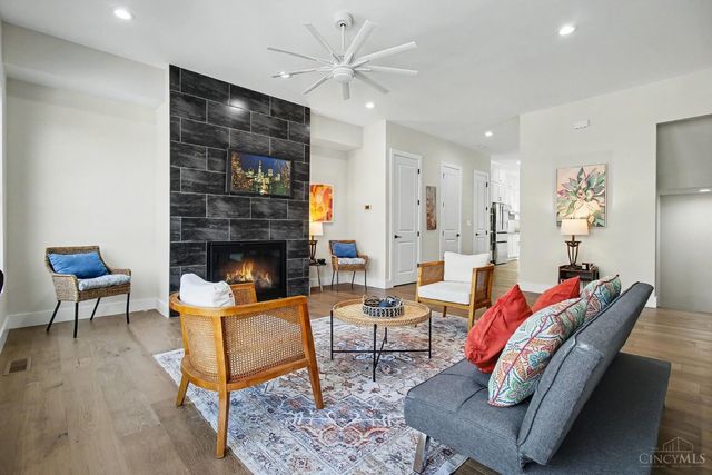 148 Mulberry Street, Cincinnati, OH 45202