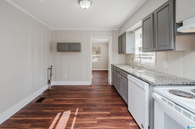 1521 HERON DRIVE, Birmingham, AL 35214