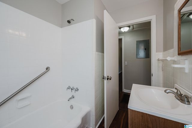 1521 HERON DRIVE, Birmingham, AL 35214