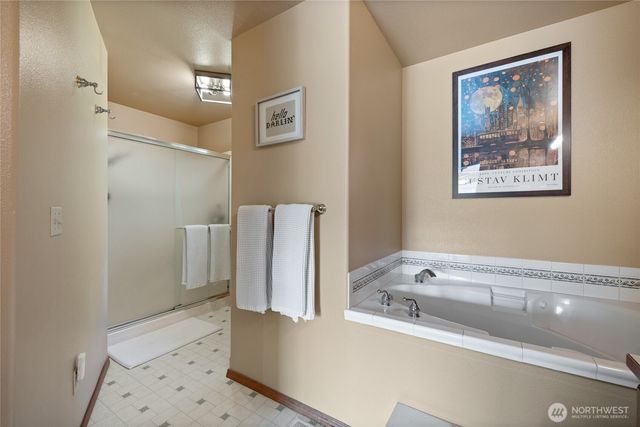 591 W Shelton Valley Road, Shelton, WA 98584