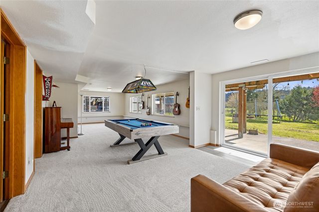 591 W Shelton Valley Road, Shelton, WA 98584