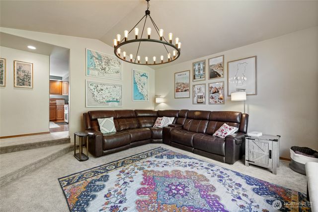 591 W Shelton Valley Road, Shelton, WA 98584