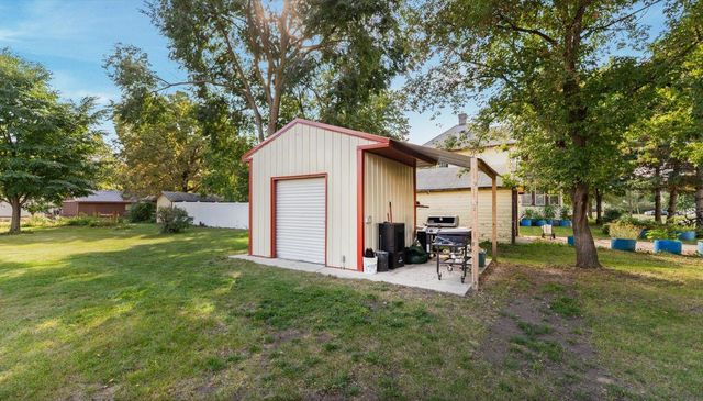 205 Grant Avenue SW, Richmond, MN 56368
