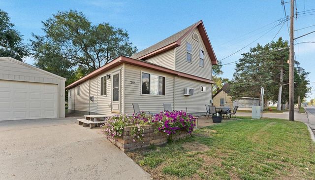 205 Grant Avenue SW, Richmond, MN 56368
