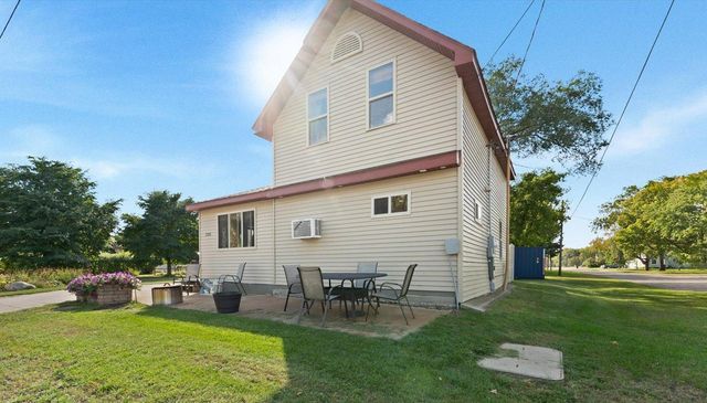 205 Grant Avenue SW, Richmond, MN 56368