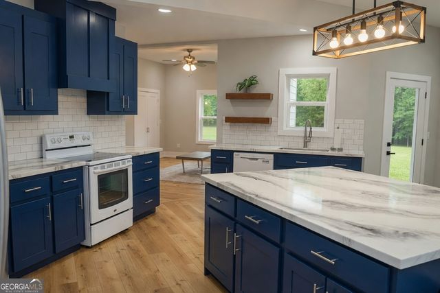 8 Ripplewood Trail, Euharlee, GA 30145