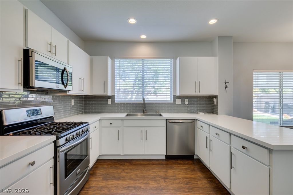 1013 Corsica Lane, Las Vegas, NV 89144 — photo 4