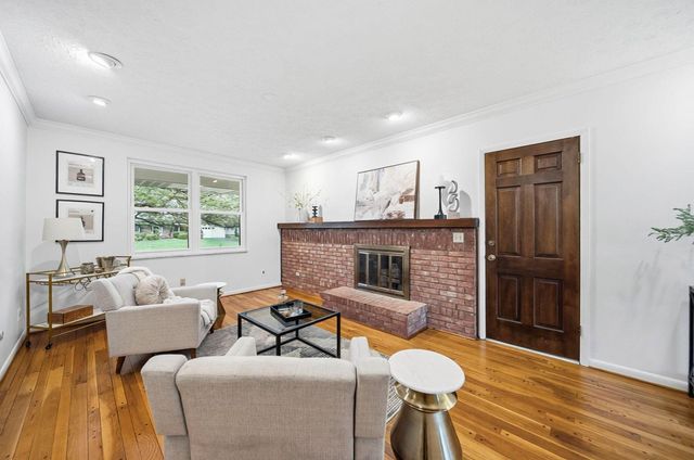 912 Colony Way, Columbus, OH 43235
