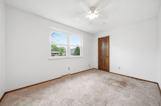 912 Colony Way, Columbus, OH 43235