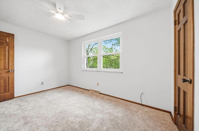 912 Colony Way, Columbus, OH 43235