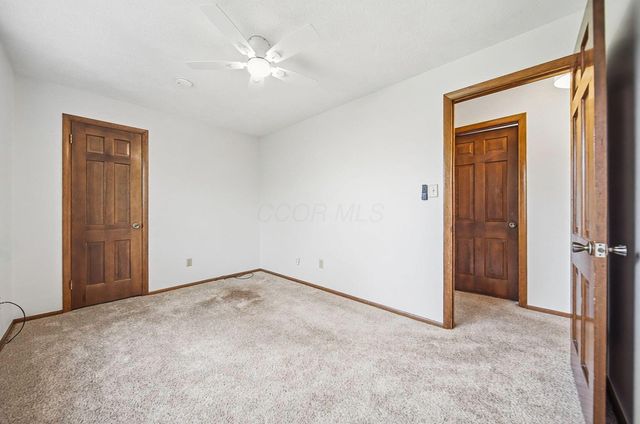 912 Colony Way, Columbus, OH 43235