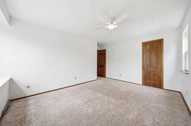 912 Colony Way, Columbus, OH 43235