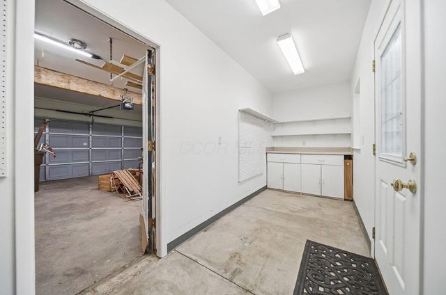 912 Colony Way, Columbus, OH 43235