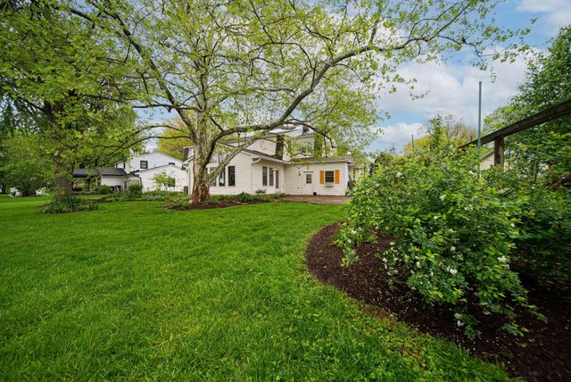 912 Colony Way, Columbus, OH 43235