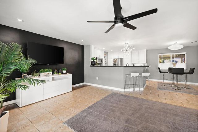 77245 Indiana Avenue, Palm Desert, CA 92211