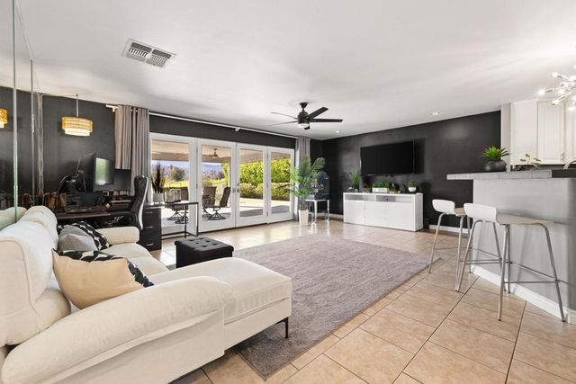 77245 Indiana Avenue, Palm Desert, CA 92211