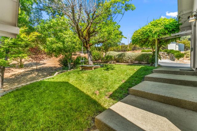 5045 Free Fox Ln, Placerville, CA 95667
