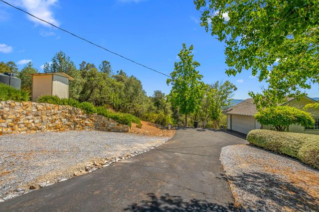 5045 Free Fox Ln, Placerville, CA 95667