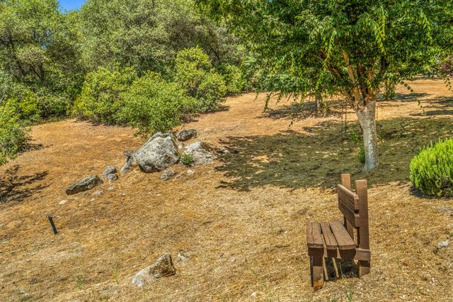 5045 Free Fox Ln, Placerville, CA 95667