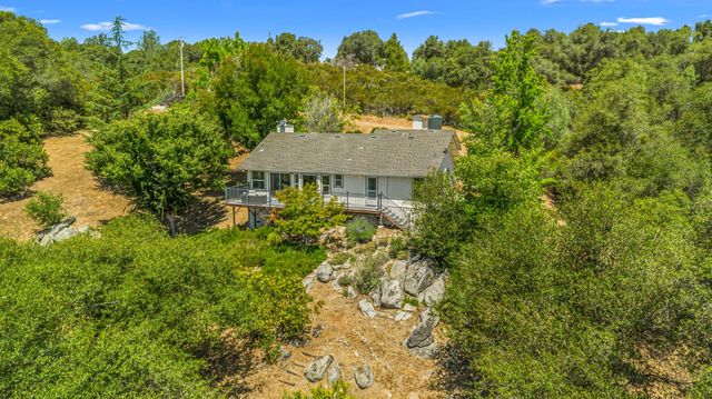 5045 Free Fox Ln, Placerville, CA 95667