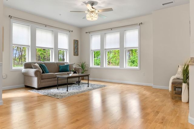 220 Martins Lndg 107, North Reading, MA 01864