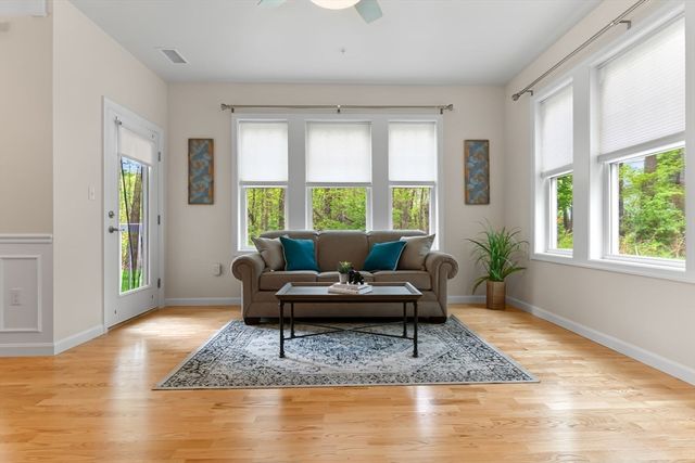 220 Martins Lndg 107, North Reading, MA 01864