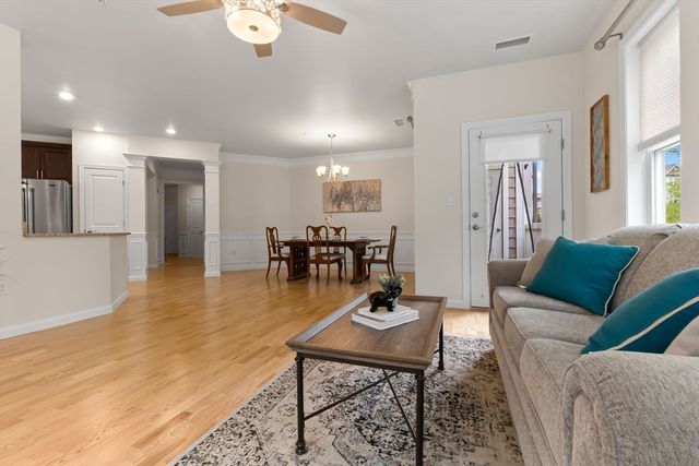 220 Martins Lndg 107, North Reading, MA 01864