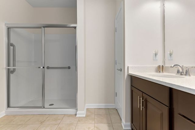 220 Martins Lndg 107, North Reading, MA 01864