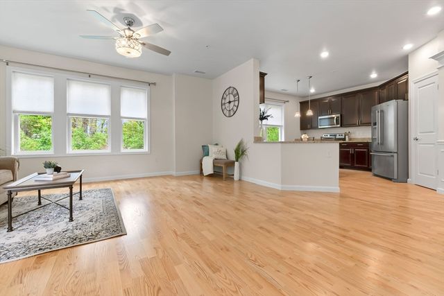 220 Martins Lndg 107, North Reading, MA 01864