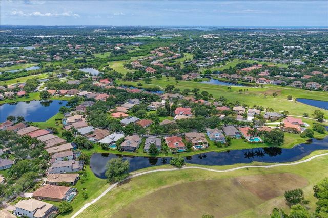 7699 ARALIA WAY, Seminole, FL 33777