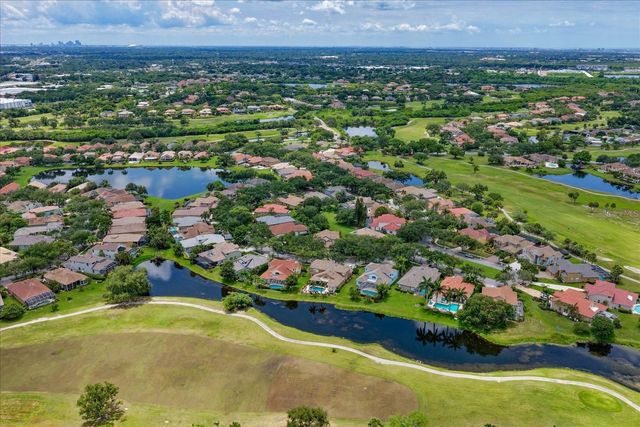 7699 ARALIA WAY, Seminole, FL 33777