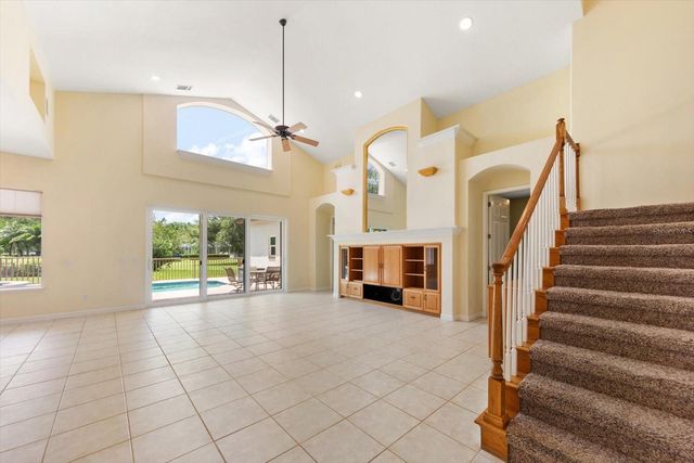 7699 ARALIA WAY, Seminole, FL 33777