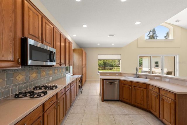 7699 ARALIA WAY, Seminole, FL 33777
