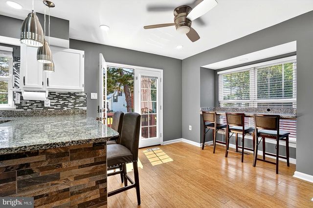 12887 HUNTERBROOK DR, Woodbridge, VA 22192
