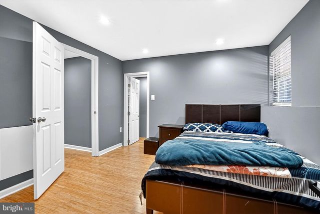 12887 HUNTERBROOK DR, Woodbridge, VA 22192