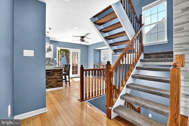 12887 HUNTERBROOK DR, Woodbridge, VA 22192